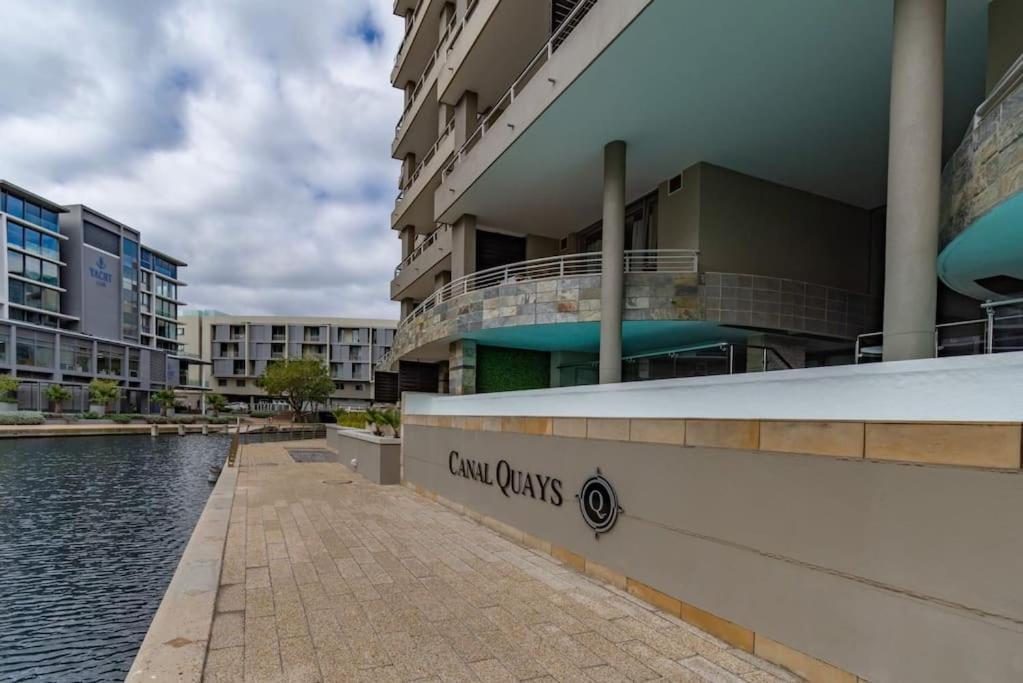 Waterfront Canal, 2 Bedroom Apartment *