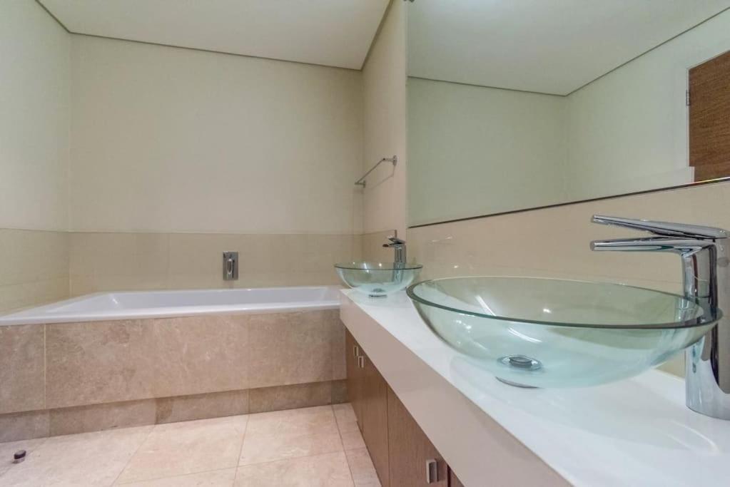 Waterfront Canal, 2 Bedroom Apartment Kapstadt
